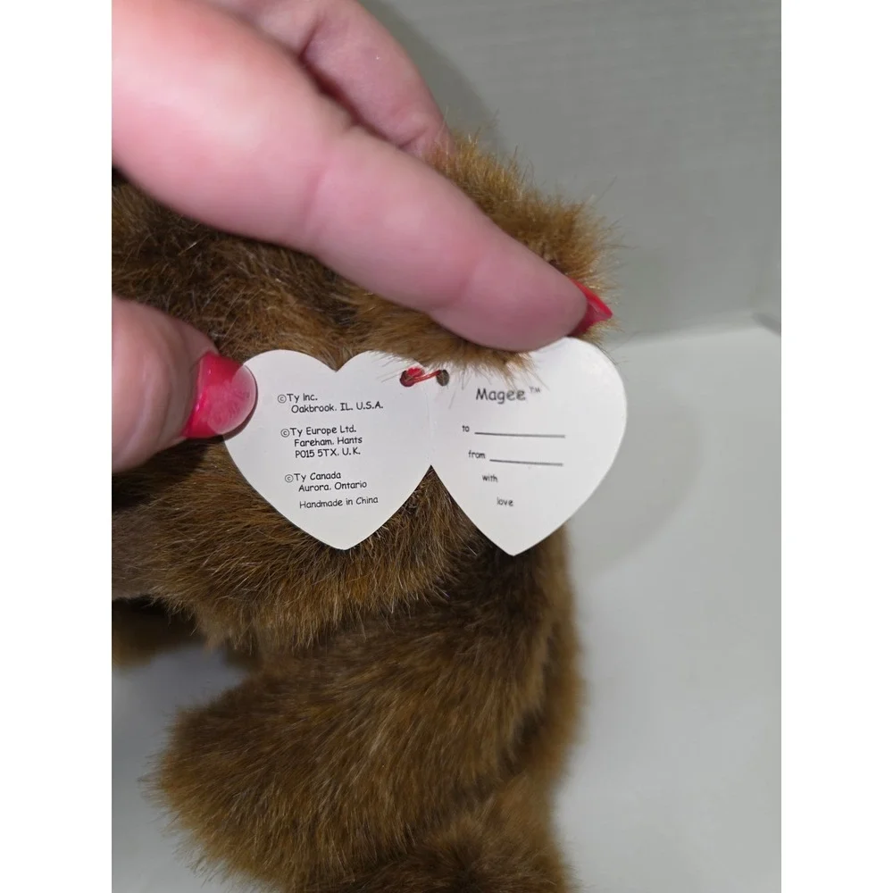 1998 Ty Classic Collection‎ Magee the Bear plush intact and attached tags